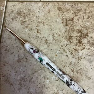 Woobles Peanuts Snoopy Hook